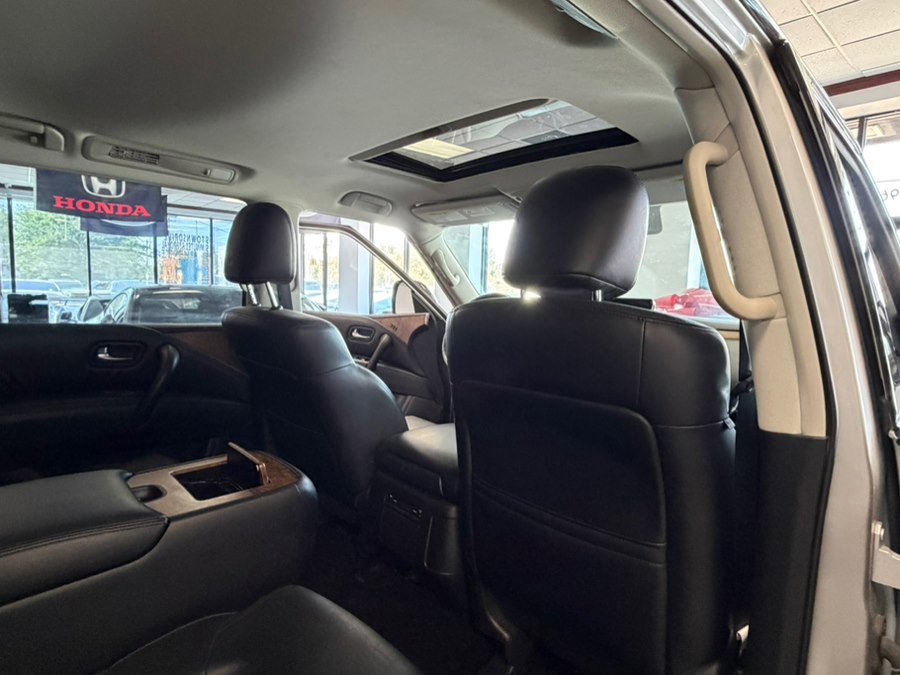 Used 2023 Nissan Armada SL w/ Captain's Chairs Package AWD/4WD image 36