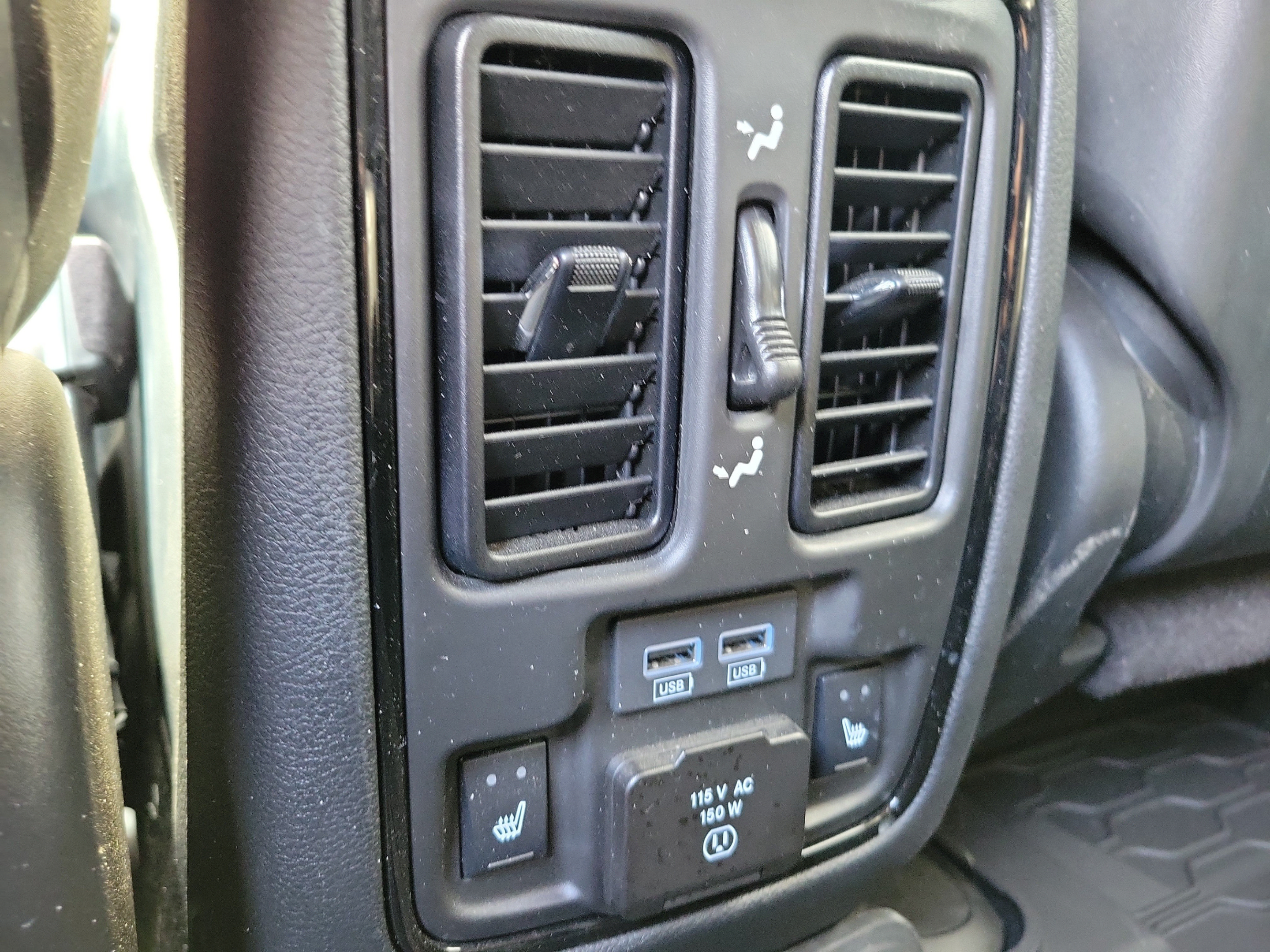 Used 2023 Dodge Durango GT AWD/4WD image 16
