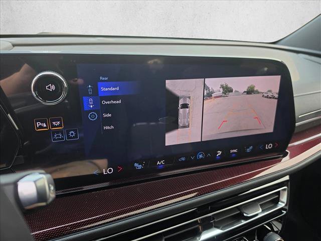 New 2026 Chevrolet Traverse Z71 w/ Driver Confidence Package AWD/4WD image 30