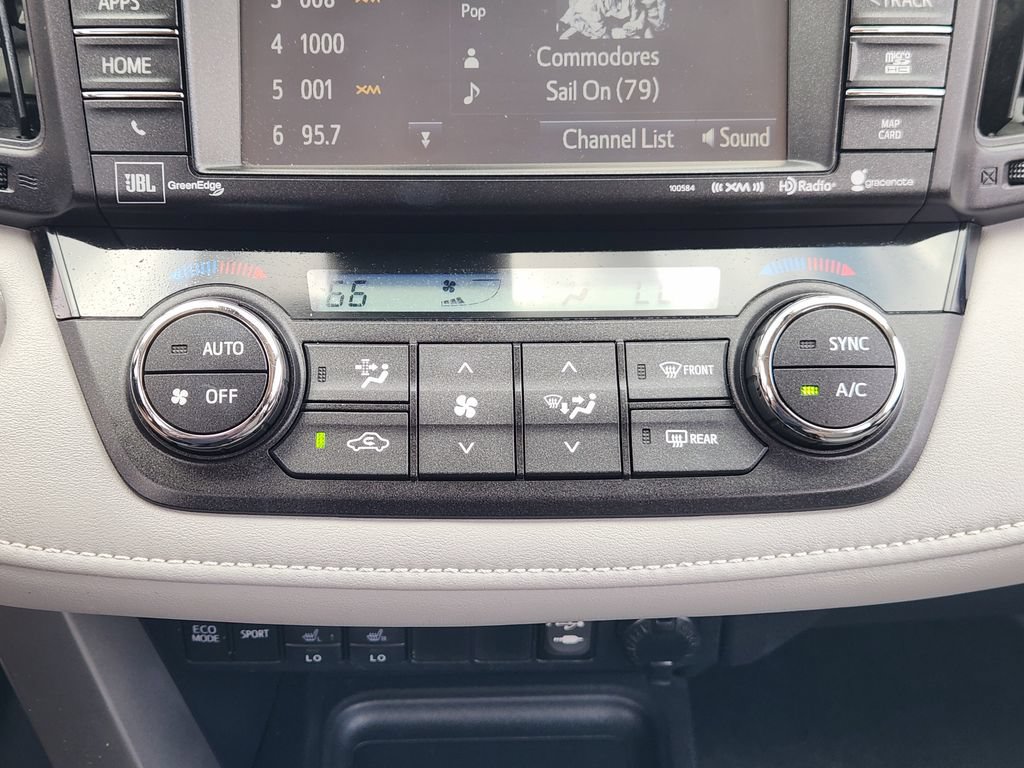 Used 2016 Toyota RAV4 Limited AWD/4WD image 17