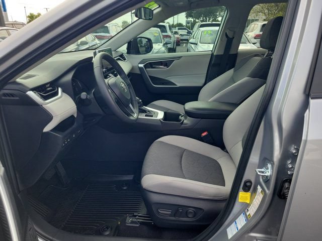 Used 2023 Toyota RAV4 XLE w/ Convenience Package AWD/4WD image 16