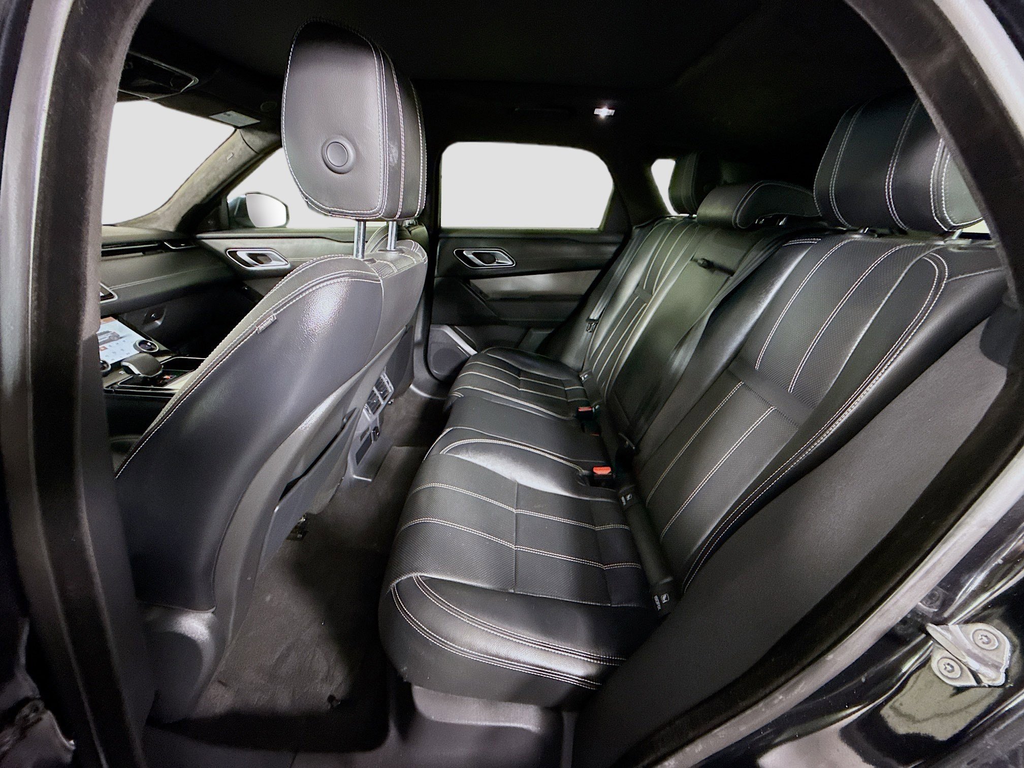 Used 2022 Land Rover Range Rover Velar S image 25