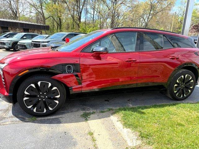 Used 2024 Chevrolet Blazer EV RS image 6