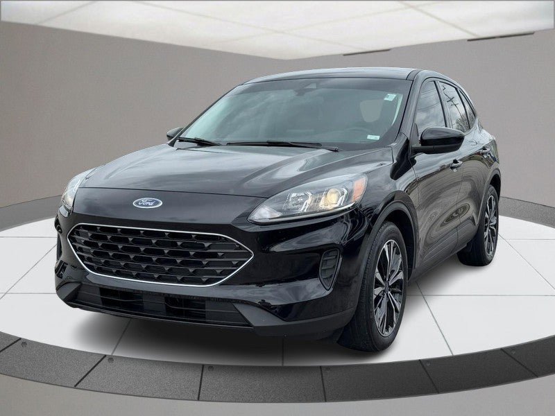 Used 2022 Ford Escape SE w/ SE Sport Appearance Package FWD image 8