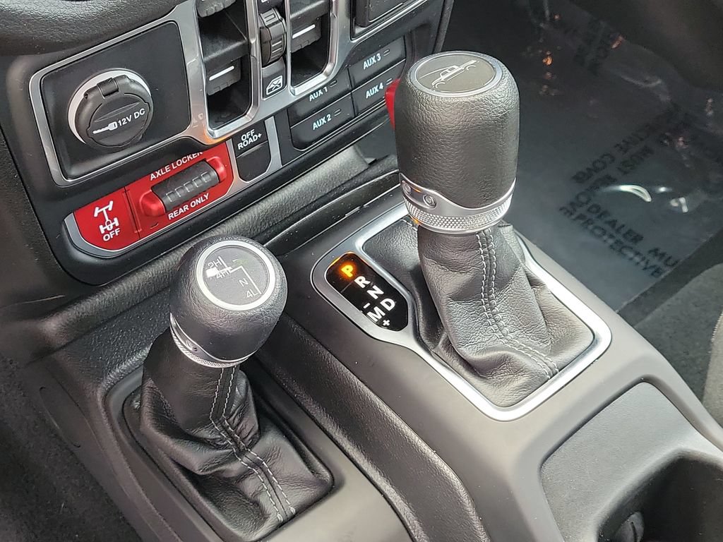 Used 2024 Jeep Gladiator Sport AWD/4WD image 25