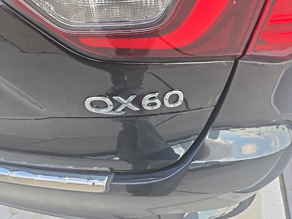 Certified 2020 INFINITI QX60 Luxe w/ Sensory Package image 6
