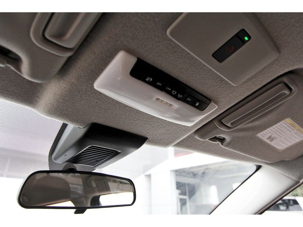 Used 2024 Nissan Kicks SV image 10