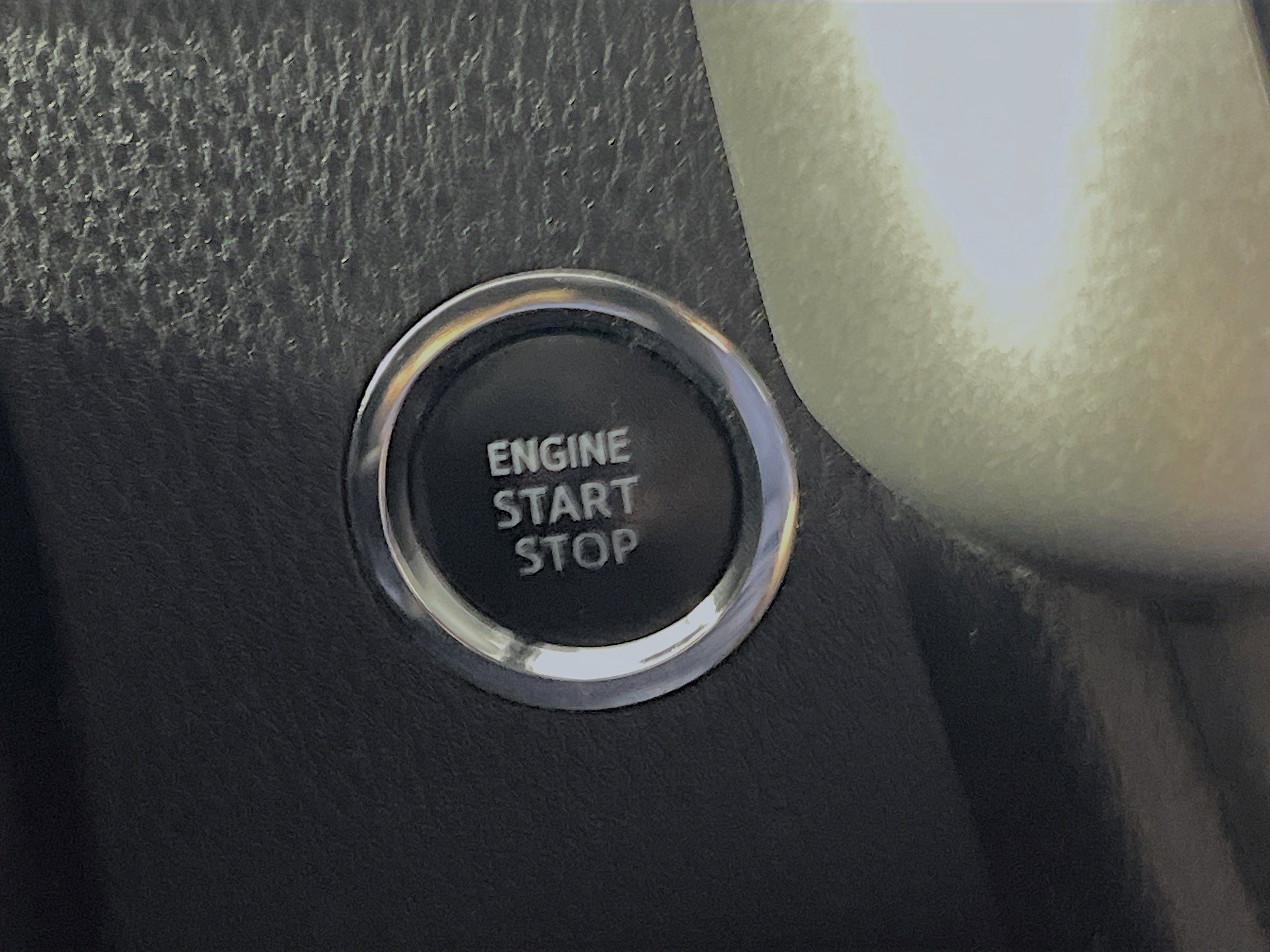 Used 2019 Toyota Highlander SE AWD/4WD image 23