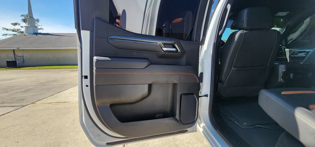 Used 2025 GMC Sierra 1500 AT4 AWD/4WD image 16