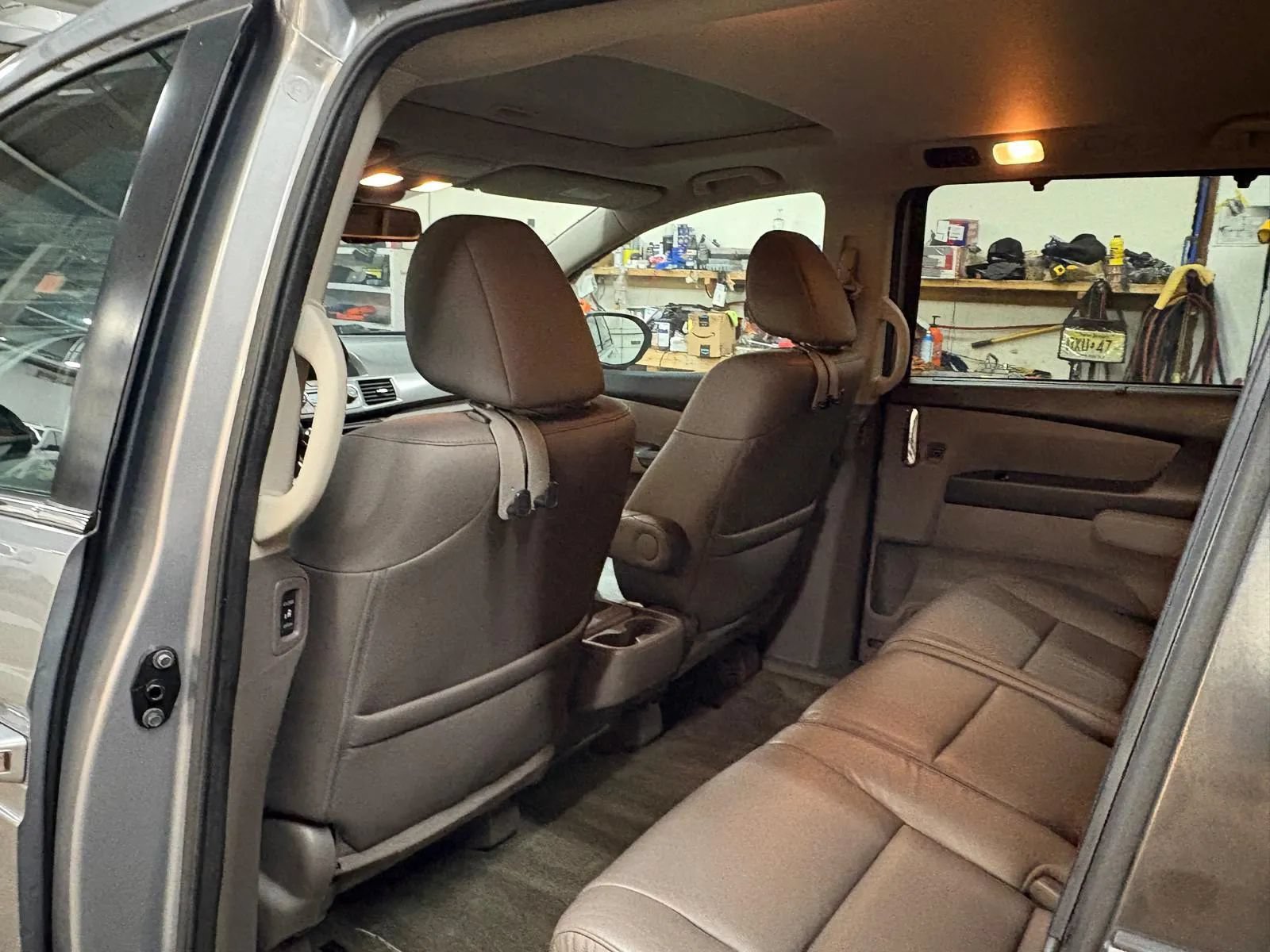 Used 2016 Honda Odyssey EX-L image 27
