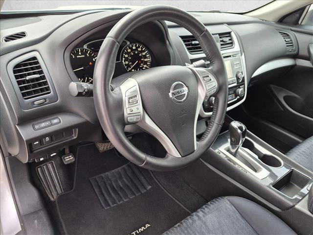 Used 2018 Nissan Altima 2.5 SV FWD image 10