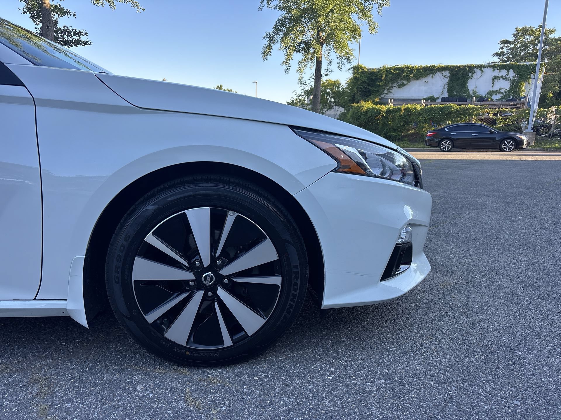 Used 2020 Nissan Altima 2.5 SL FWD image 31
