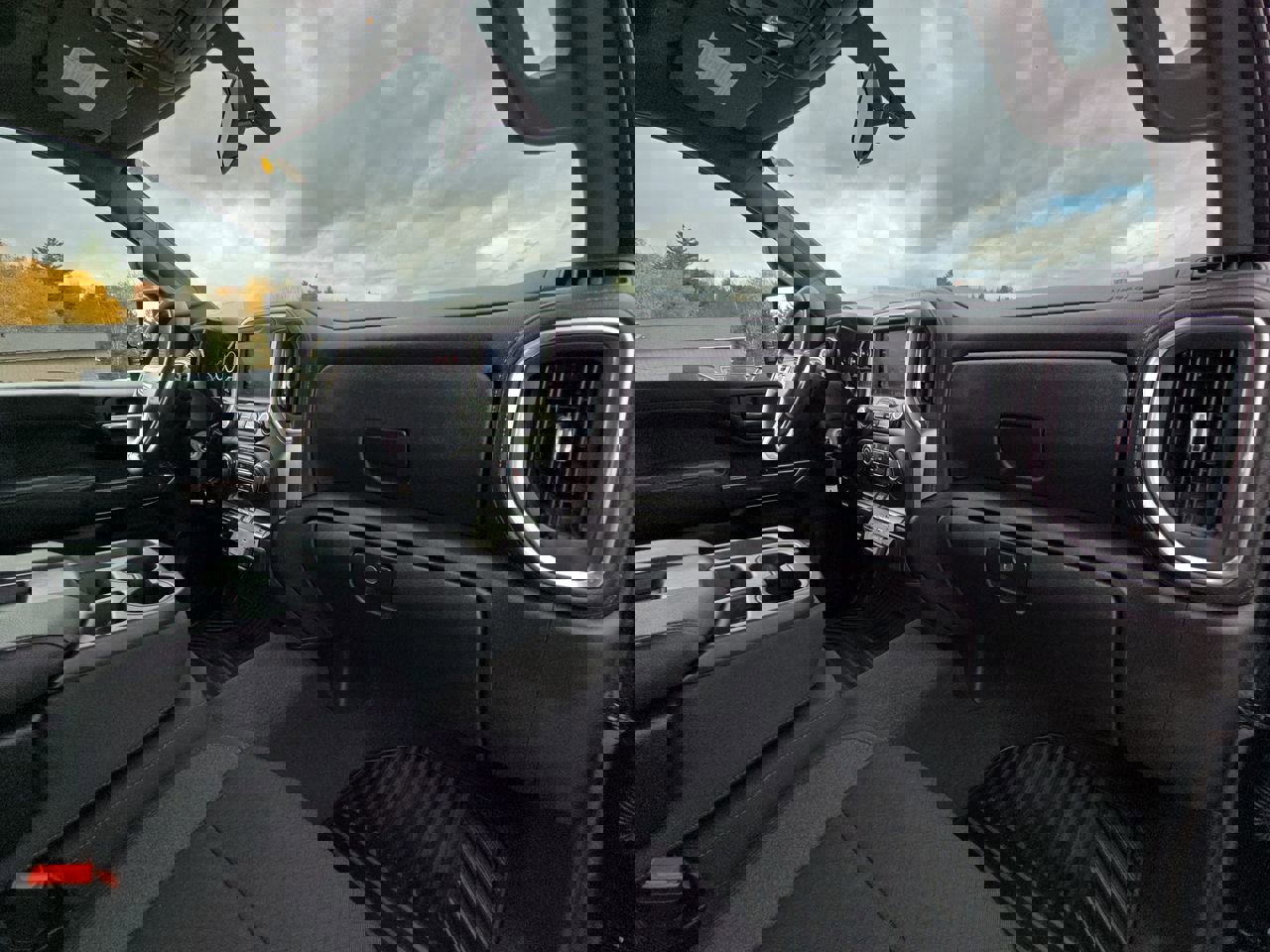 Used 2022 Chevrolet Silverado 2500 LT w/ Snow Plow Prep/Camper Package image 66