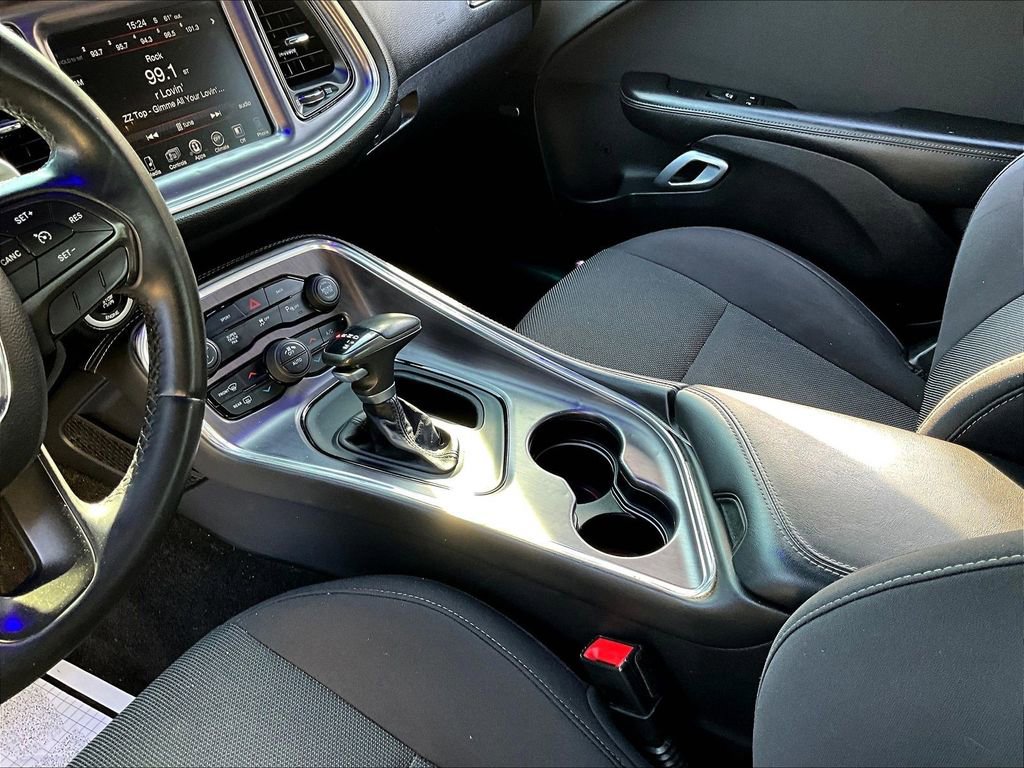 Used 2015 Dodge Challenger R/T Scat Pack image 13
