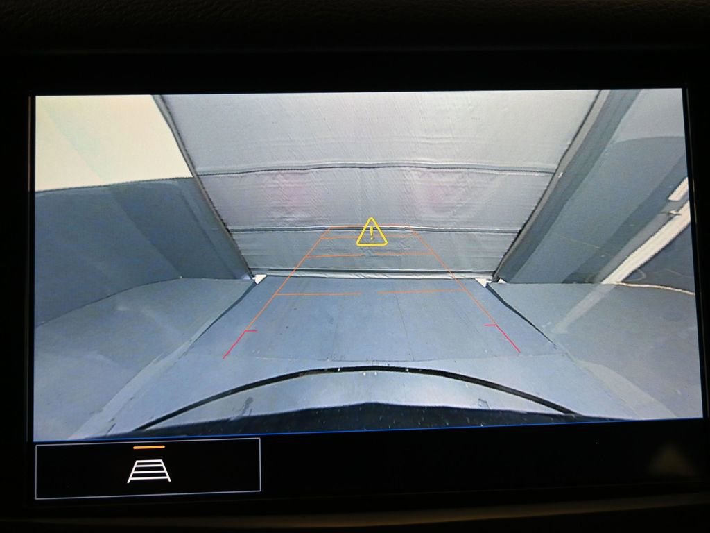 Used 2021 Cadillac XT6 Premium Luxury image 12