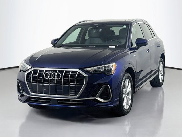 Used 2022 Audi Q3 2.0T Premium AWD/4WD image 3