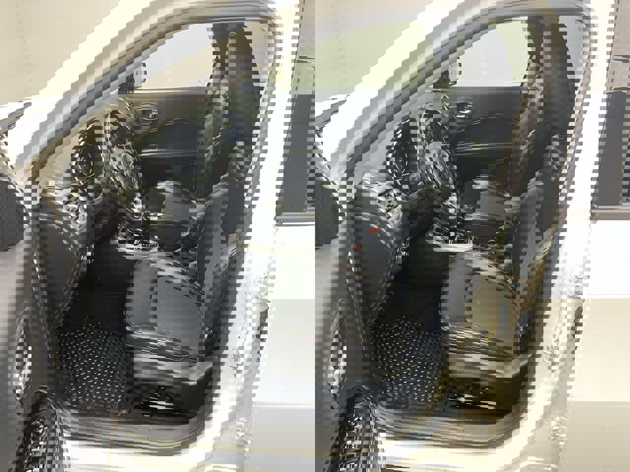 Used 2019 Jeep Compass Latitude w/ Cold Weather Group image 3