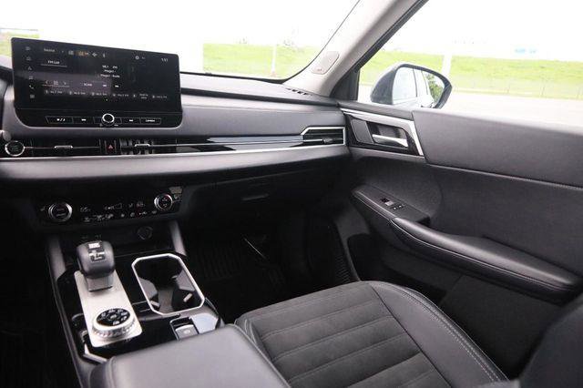 Used 2025 Mitsubishi Outlander SE AWD/4WD image 27