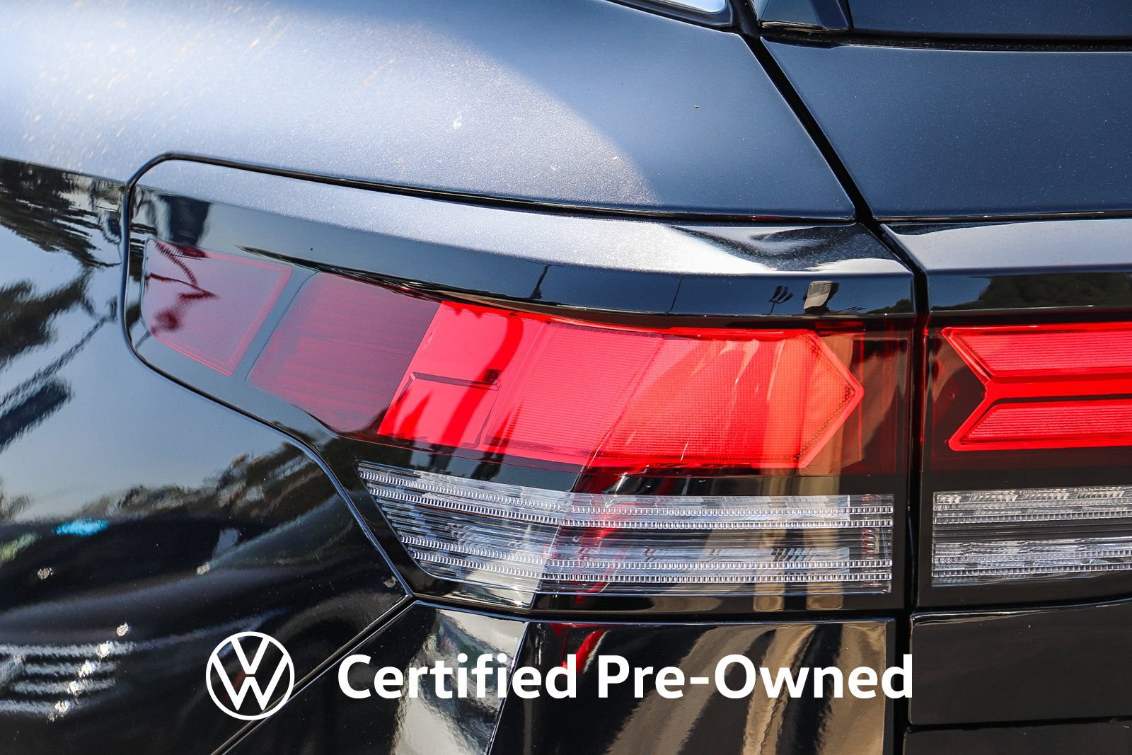 Used 2025 Volkswagen Tiguan S FWD image 10