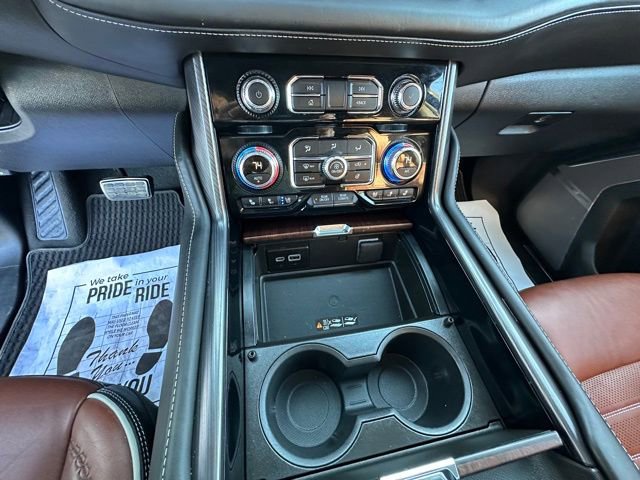 Used 2024 GMC Yukon Denali Ultimate image 24