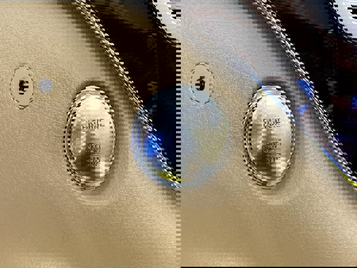 Used 2013 Mercedes-Benz S 550 Sedan image 19