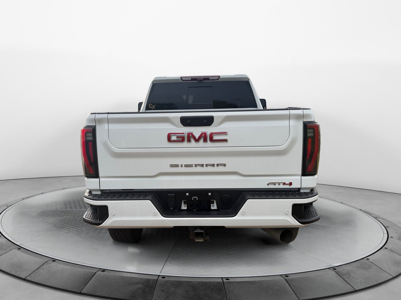 Used 2024 GMC Sierra 2500 AT4 w/ AT4 Premium Plus Package AWD/4WD image 6