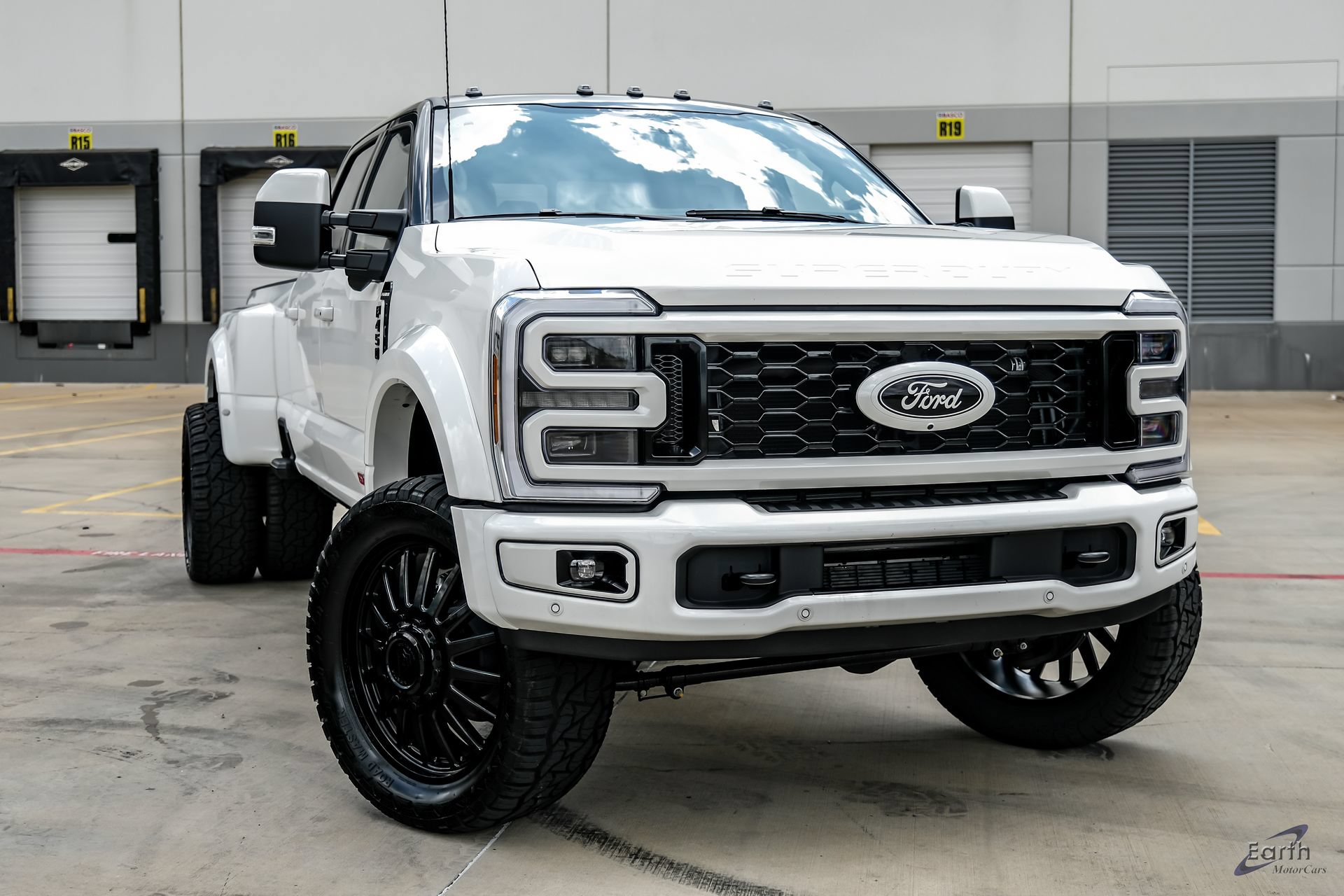 Used 2026 Ford F450 Platinum w/ Platinum Plus Package AWD/4WD image 23