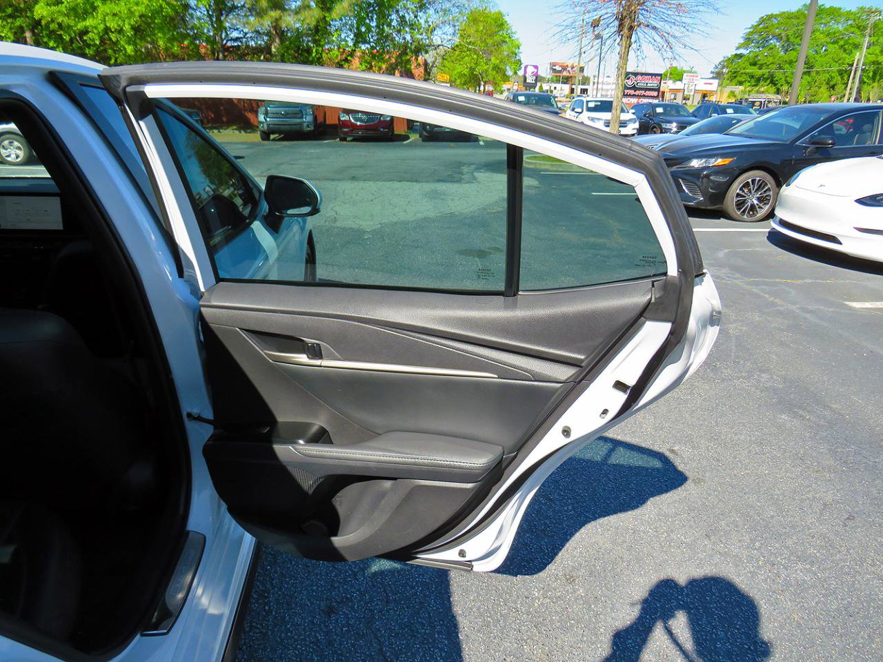 Used 2025 Toyota Camry LE image 18