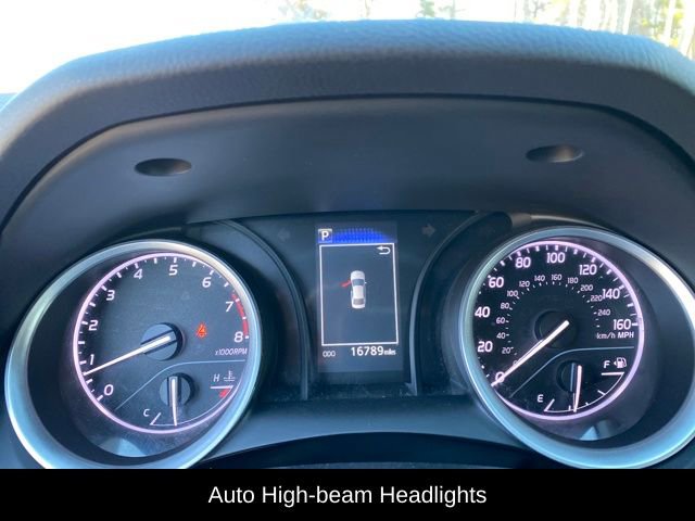 Used 2022 Toyota Camry LE image 8