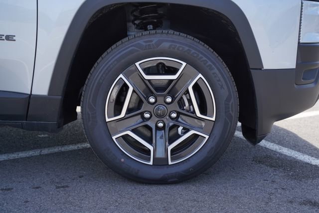 New 2026 Jeep Cherokee Limited AWD/4WD image 42