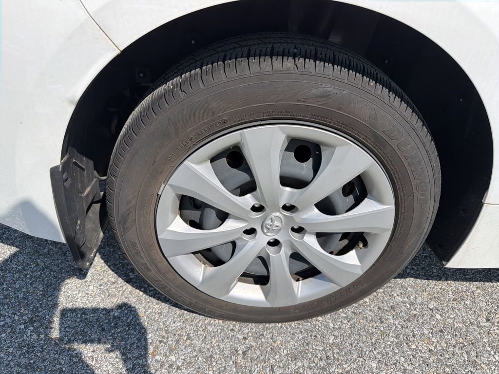 Used 2023 Toyota Corolla LE image 13