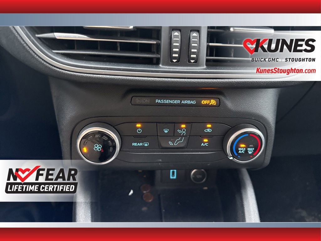 Used 2020 Ford Escape S image 30