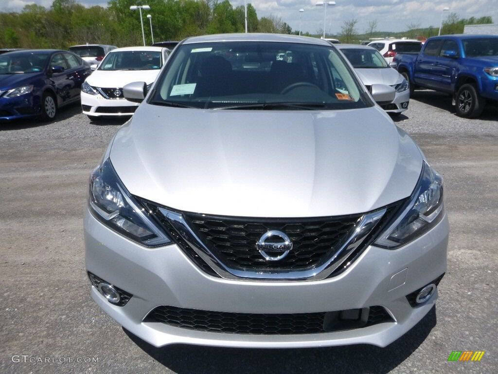 Used 2018 Nissan Sentra S image 2