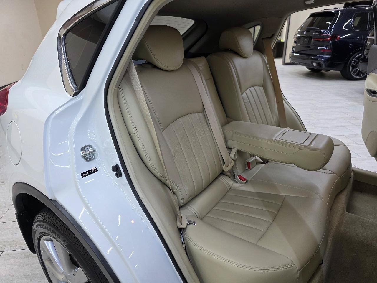 Used 2017 INFINITI QX50 2WD w/ Premium Plus Package image 23
