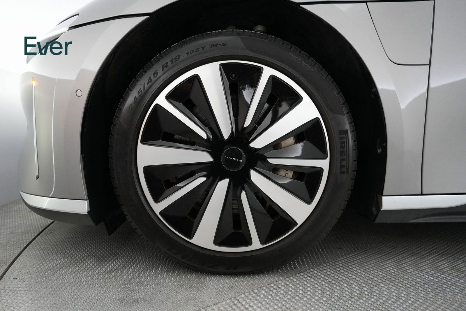 Used 2022 Lucid Air Grand Touring image 20