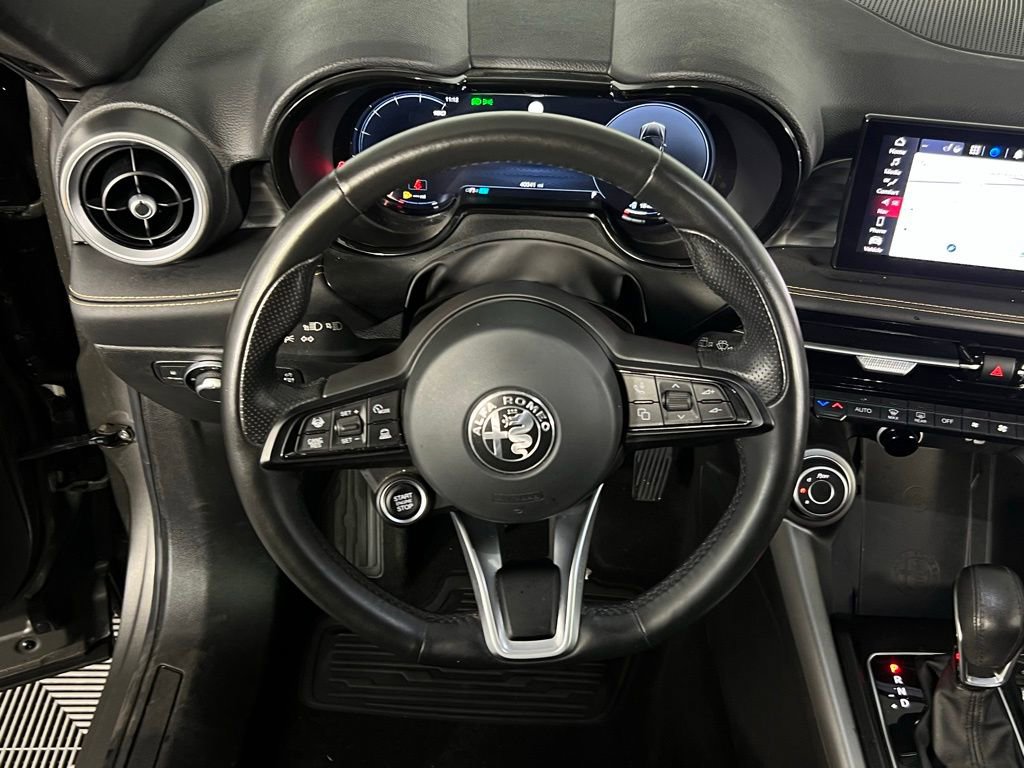 Used 2024 Alfa Romeo Tonale Ti w/ Active Assist Package image 11