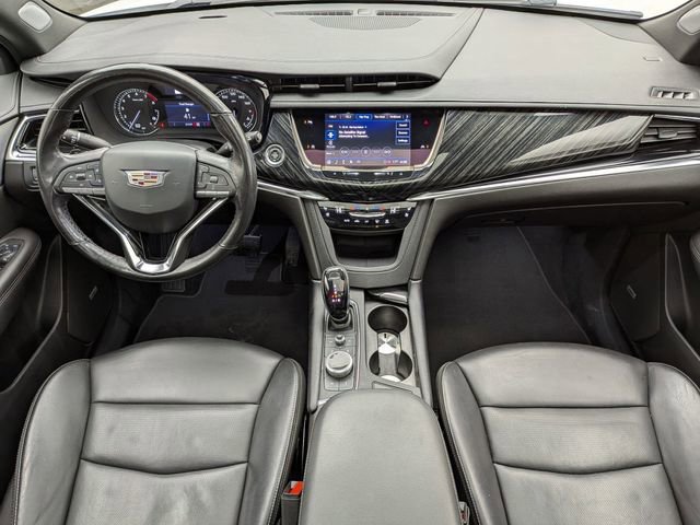 Certified 2023 Cadillac XT6 Premium Luxury image 23