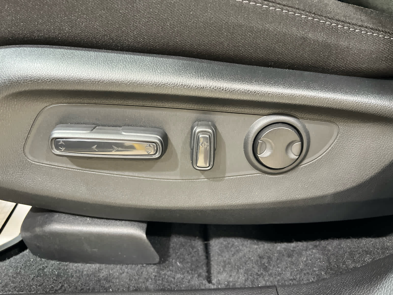 Used 2024 Honda CR-V EX image 15