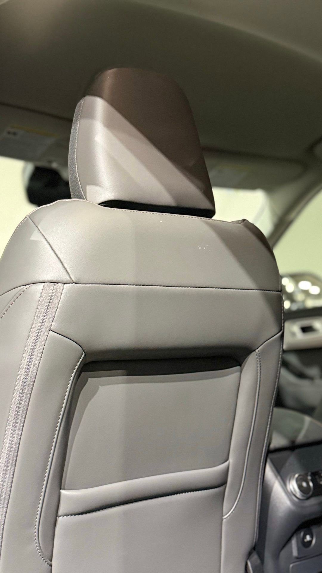 Used 2025 Ford Explorer Active w/ Active Comfort Package image 55