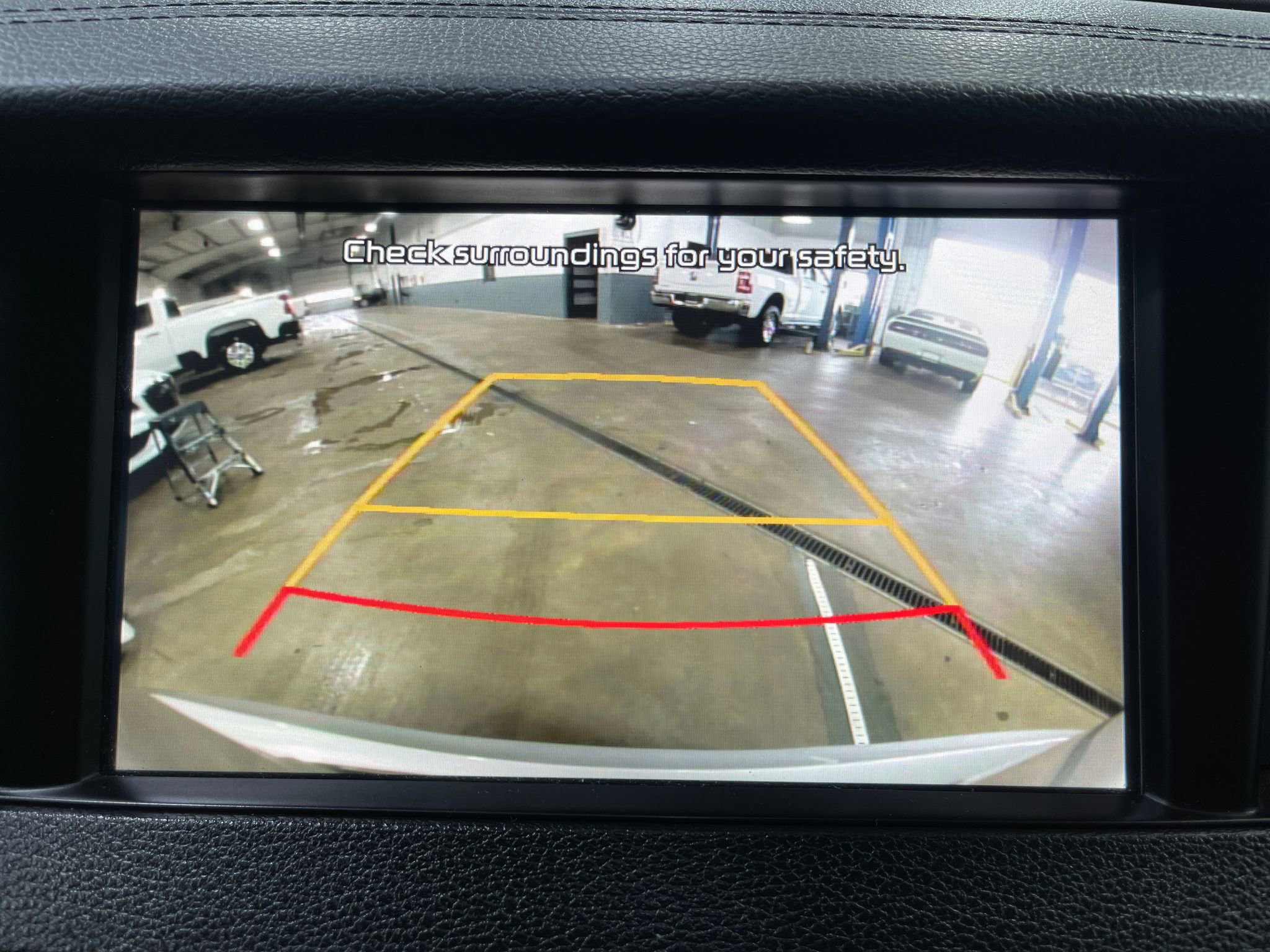 Used 2018 Kia Cadenza Technology image 11