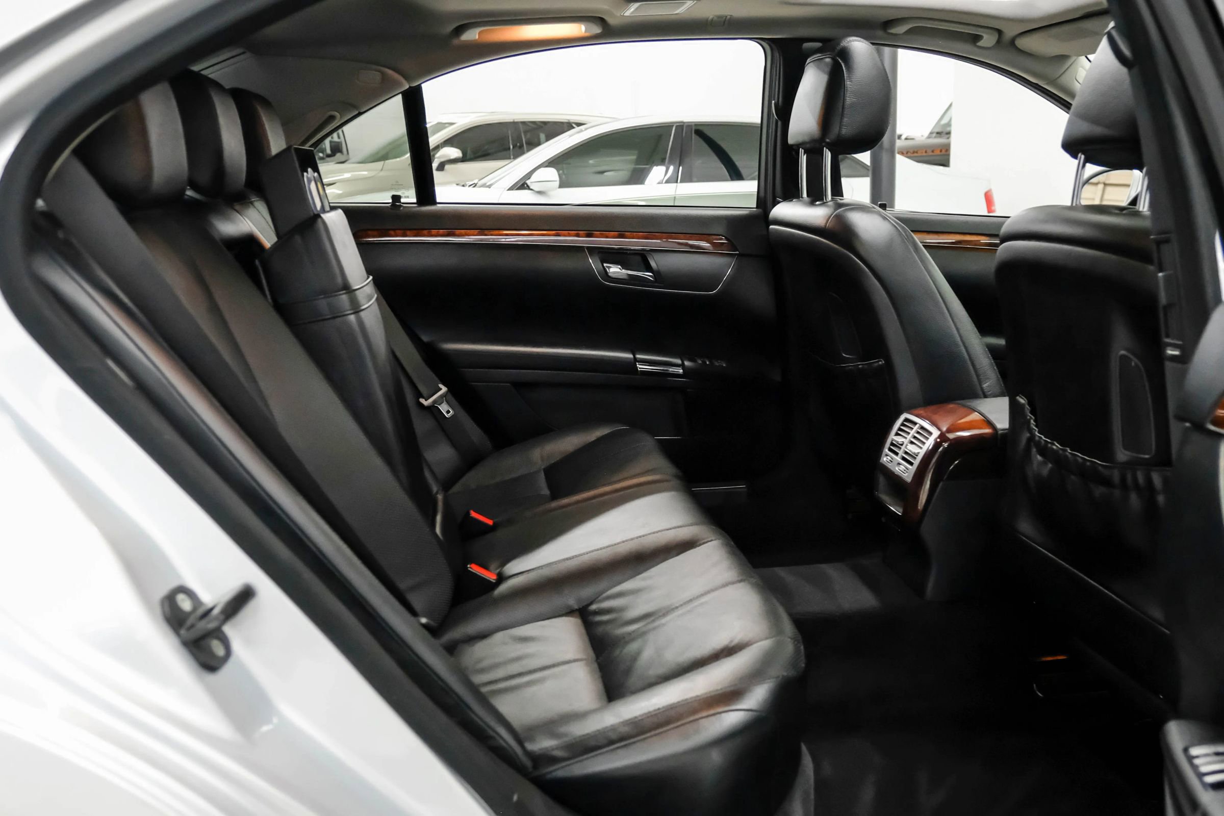 Used 2007 Mercedes-Benz S 550 image 34