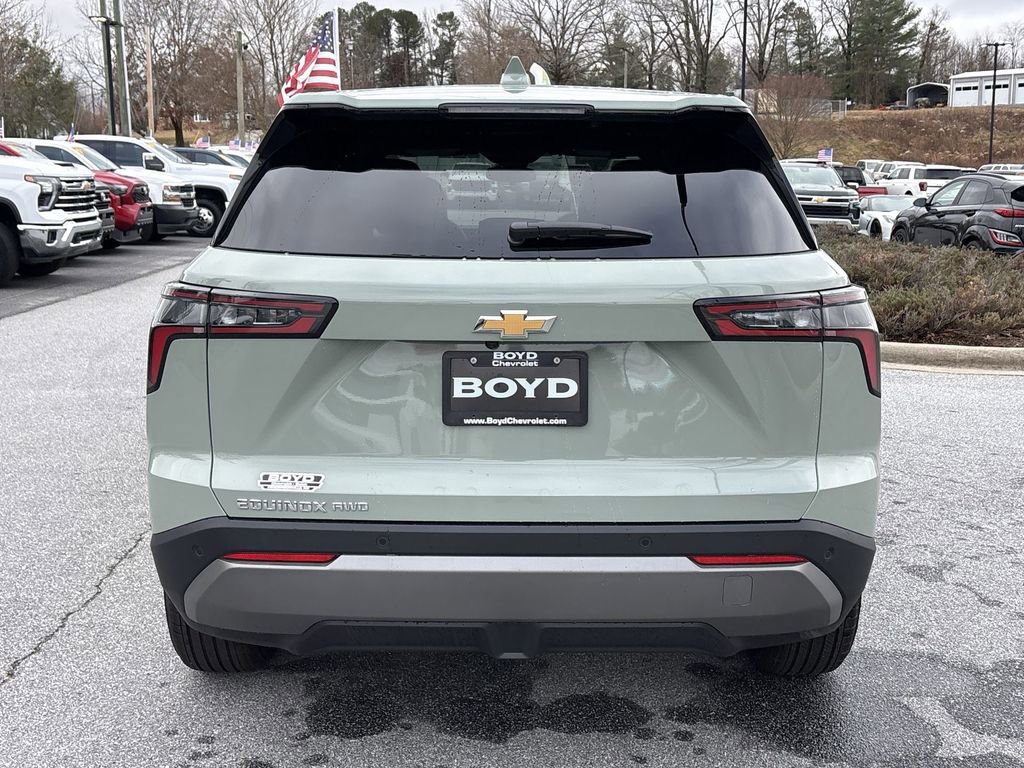 New 2026 Chevrolet Equinox LT image 8