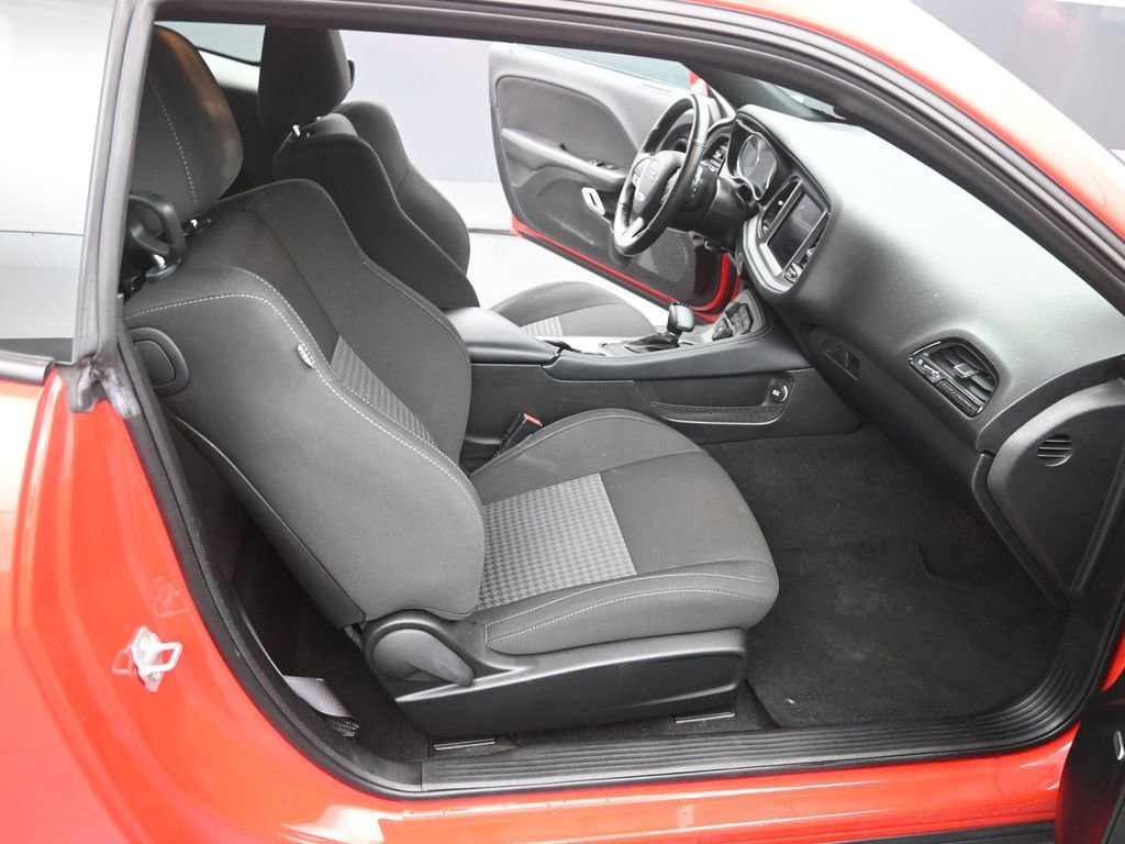 Used 2023 Dodge Challenger R/T image 15