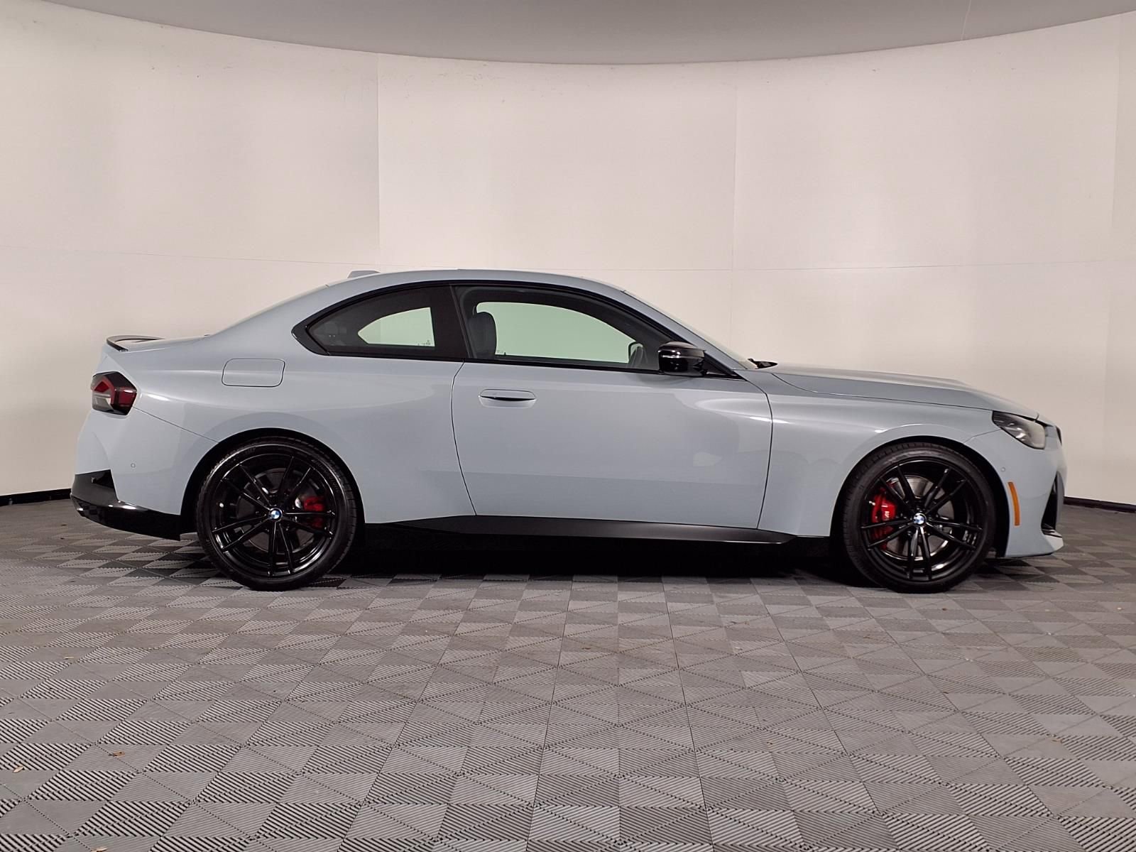 Used 2024 BMW M240i Coupe w/ Premium Package image 32