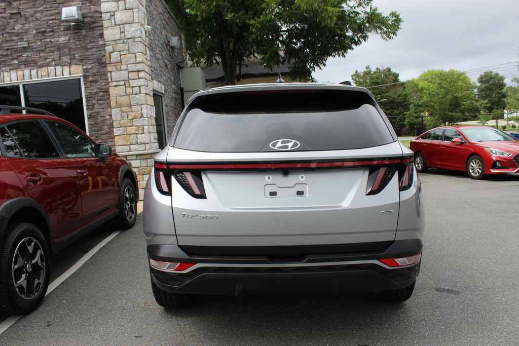 Used 2024 Hyundai Tucson SEL w/ Convenience Package AWD/4WD image 6
