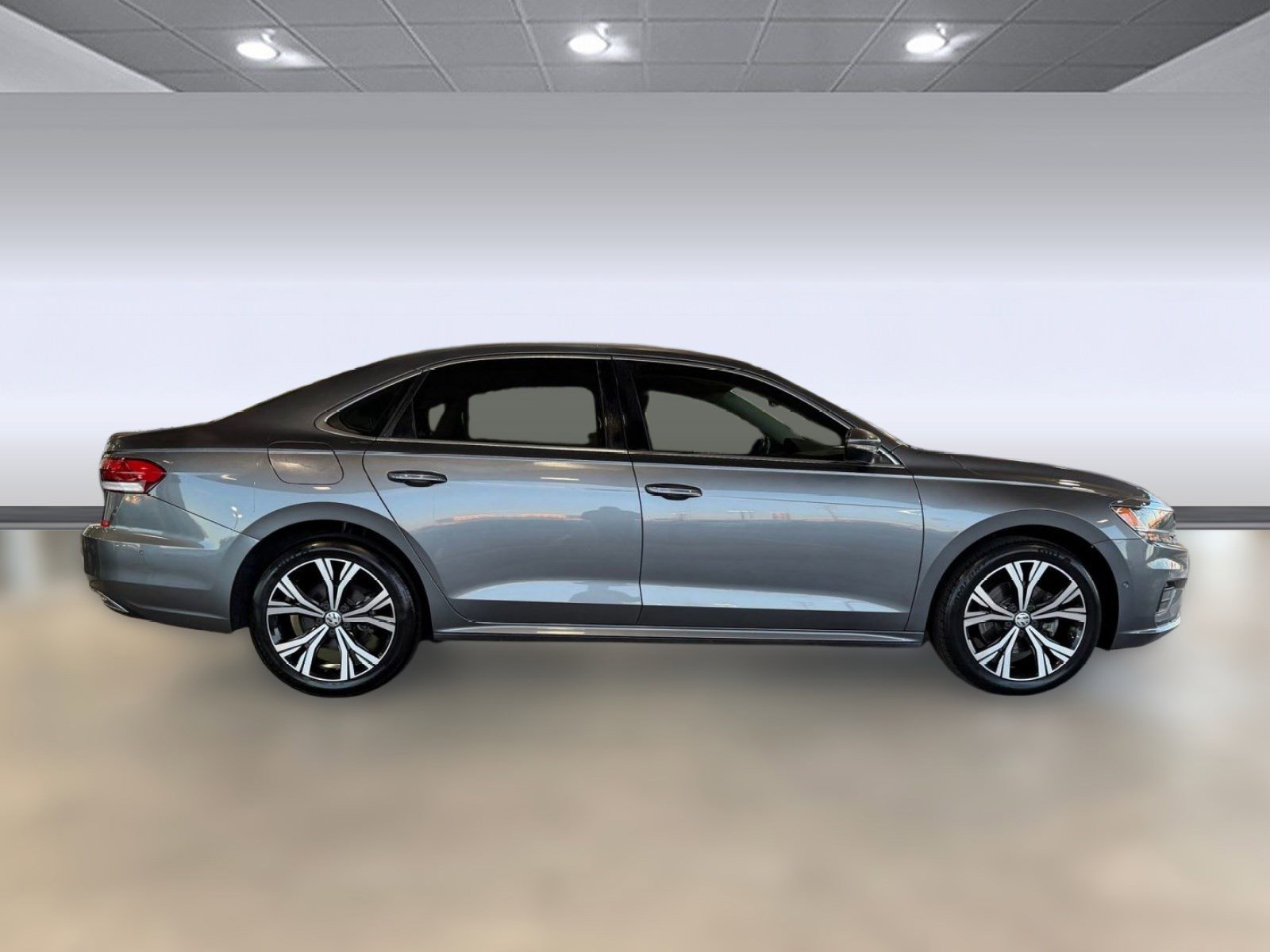 Used 2020 Volkswagen Passat 2.0T SEL image 8