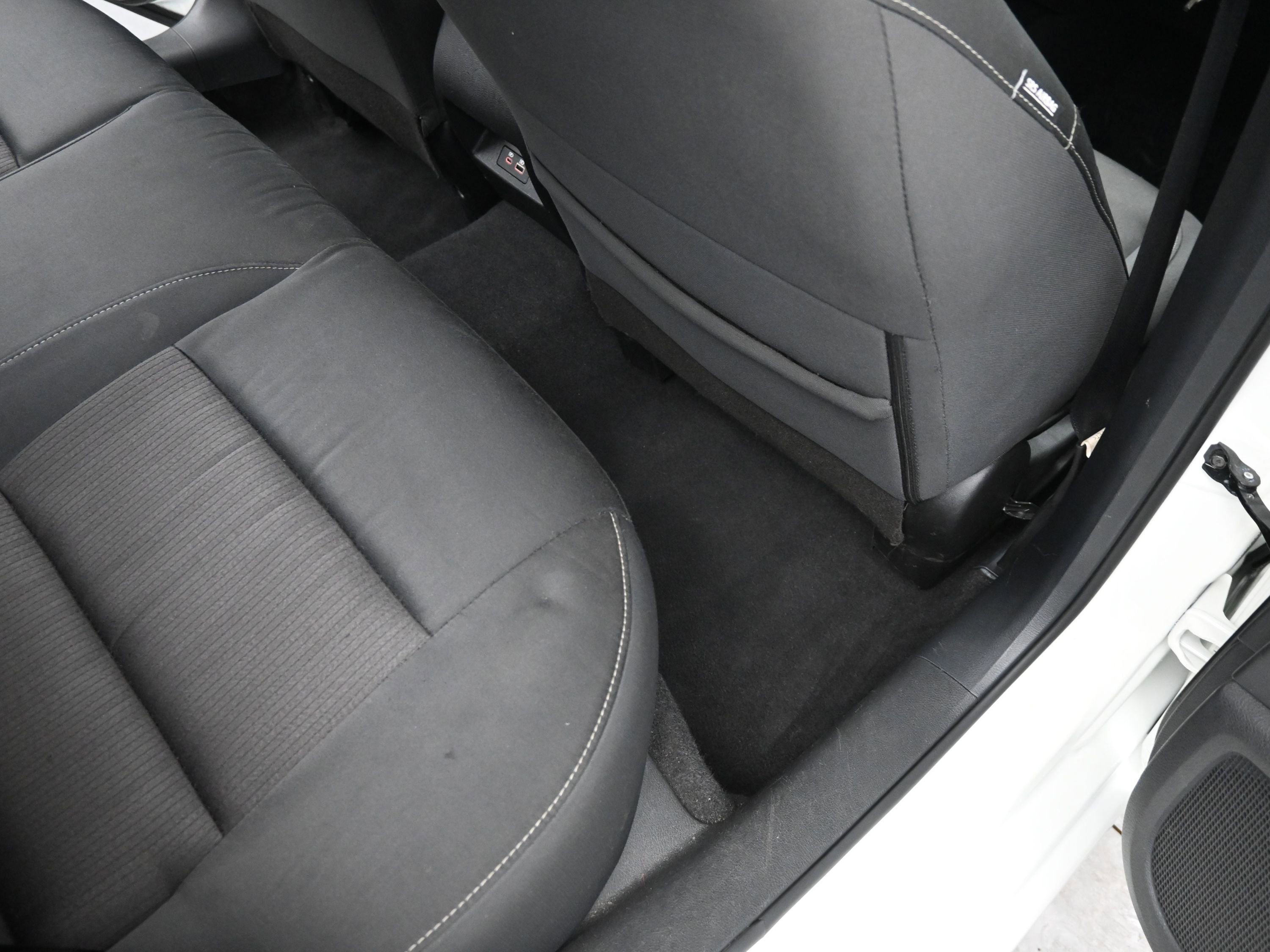 Used 2024 Nissan Altima 2.5 SV image 18