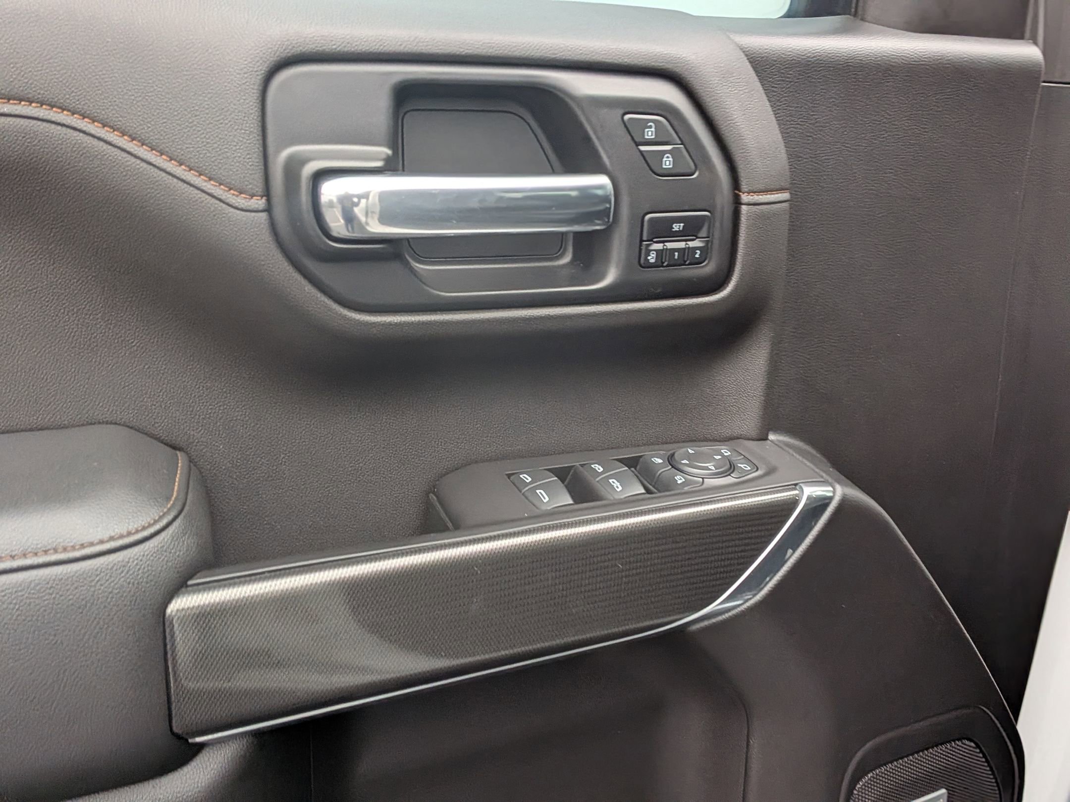 Used 2020 GMC Sierra 1500 AT4 image 15