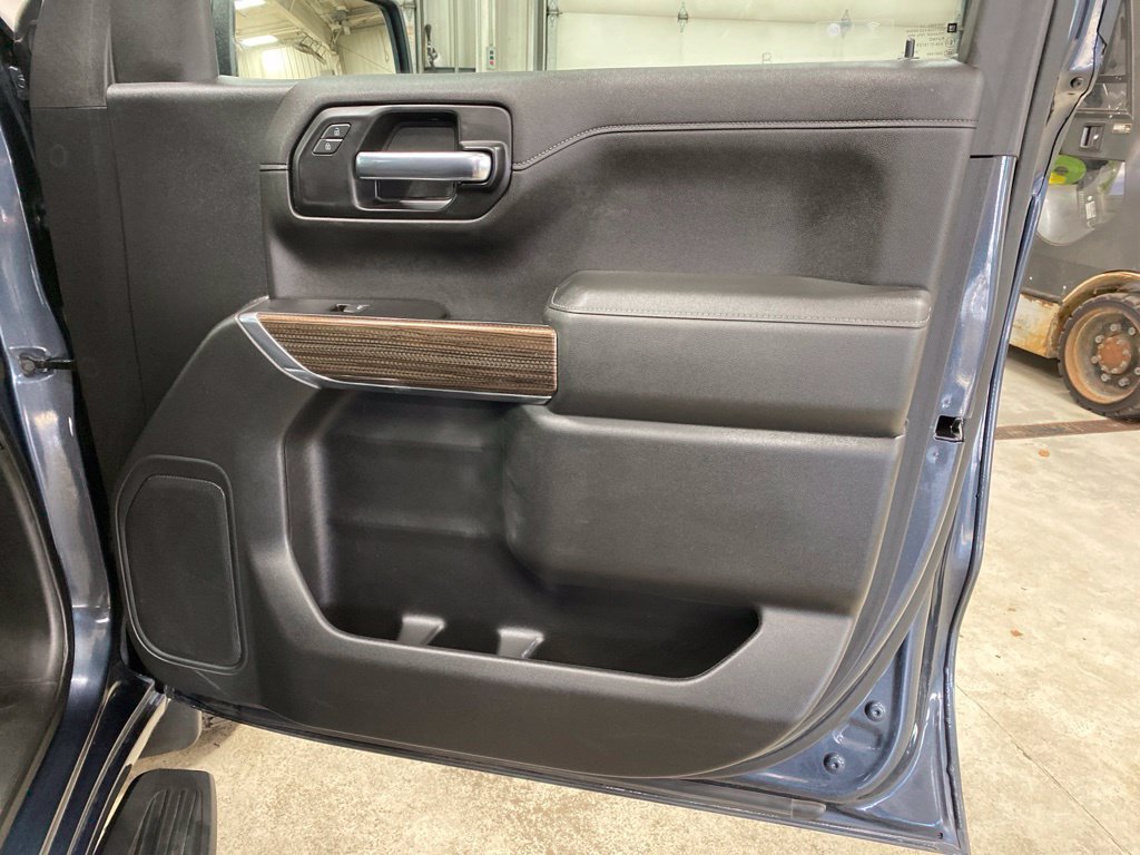 Used 2020 Chevrolet Silverado 1500 LT w/ All-Star Edition AWD/4WD image 15