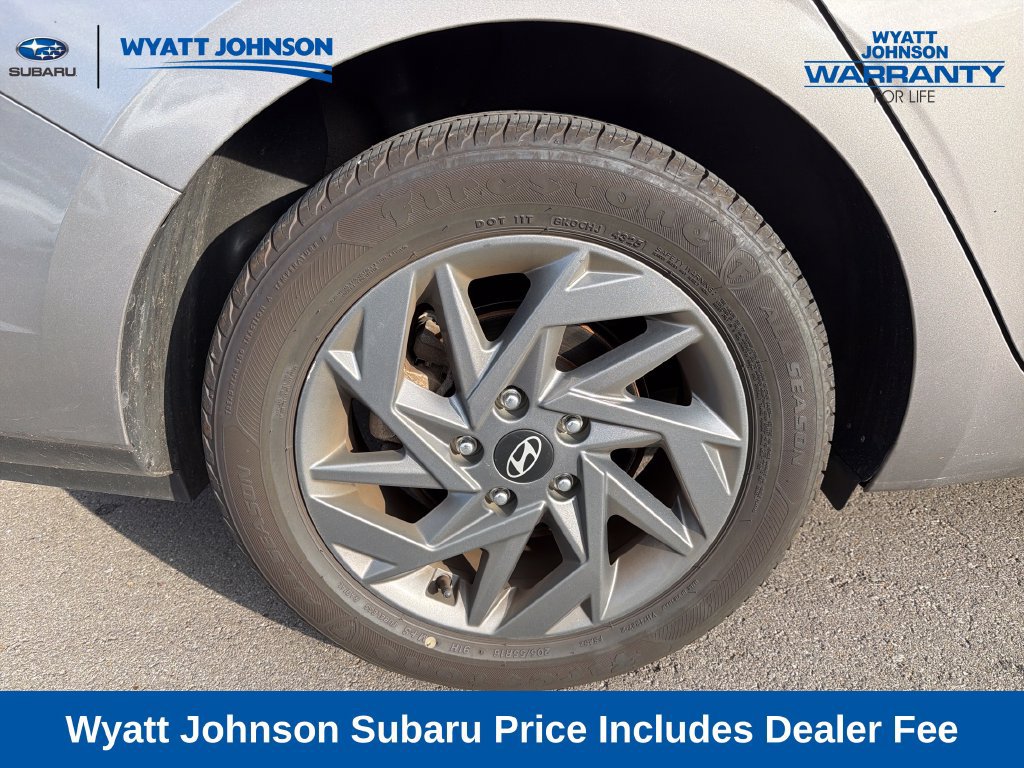 Used 2024 Hyundai Elantra SEL FWD image 9